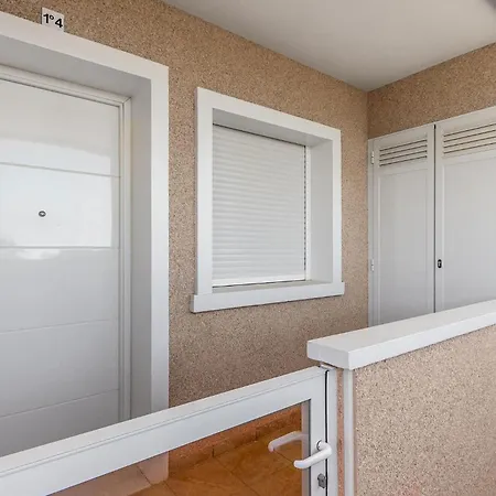 Beach Front Apartment Apartman *